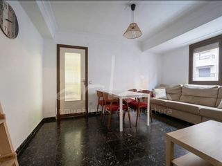 Pis a Sant Antoni. Arkia estudio ofrece piso en venta. la saïdia  sant antoni.