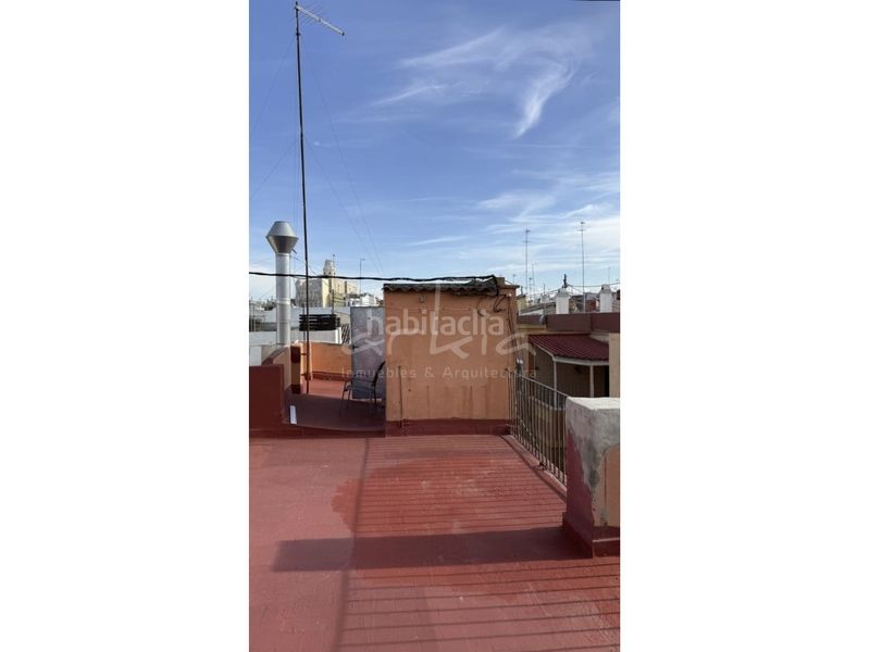 Foto f0a40735-44e4-46a1-80f6-ba7511271ea1. Pis a La Seu Valencia