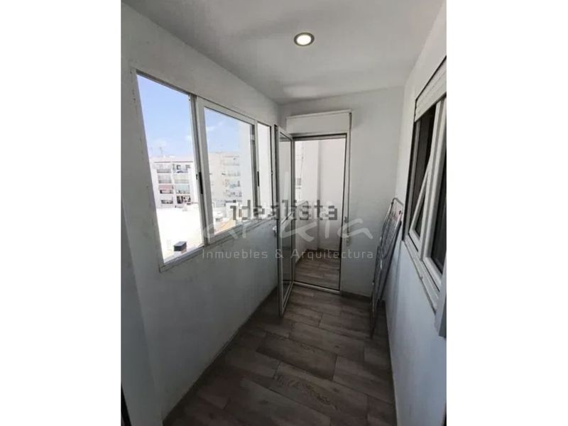 Foto dec49ded-d7f6-46c9-a464-827701ed2aed. Pis a Barrio Benicalap Valencia