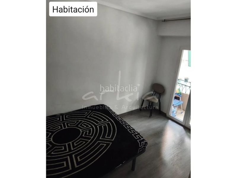 Foto be2d8a77-c321-468e-9c32-c0095f38e199. Pis a Avenida de la Paz Xirivella