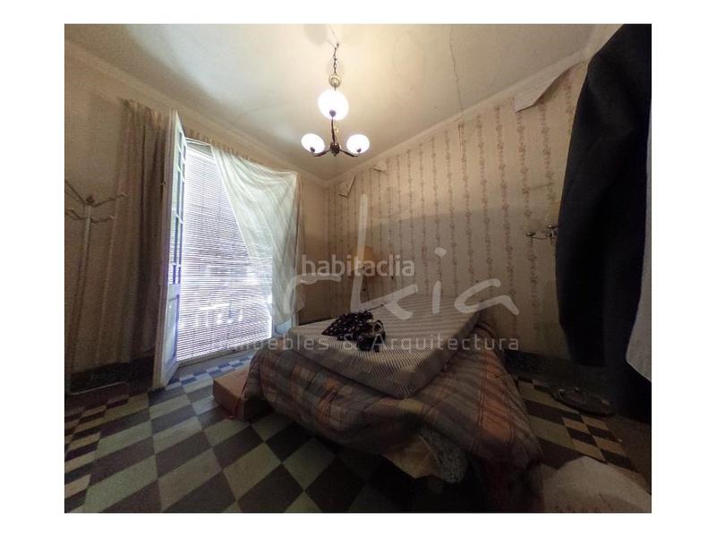 Foto d245edb7-5381-4a86-bad5-3e3fa1aa246b. Casa arkia jesus ofrece casa independiente en venta. en Valencia