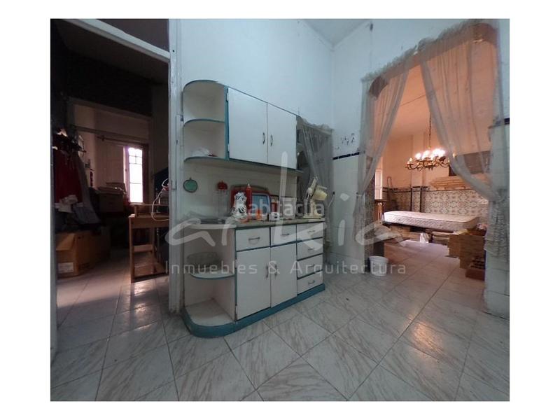 Foto d80eea14-f76b-4bdd-9ca1-affc812eec9e. Casa arkia jesus ofrece casa independiente en venta. en Valencia