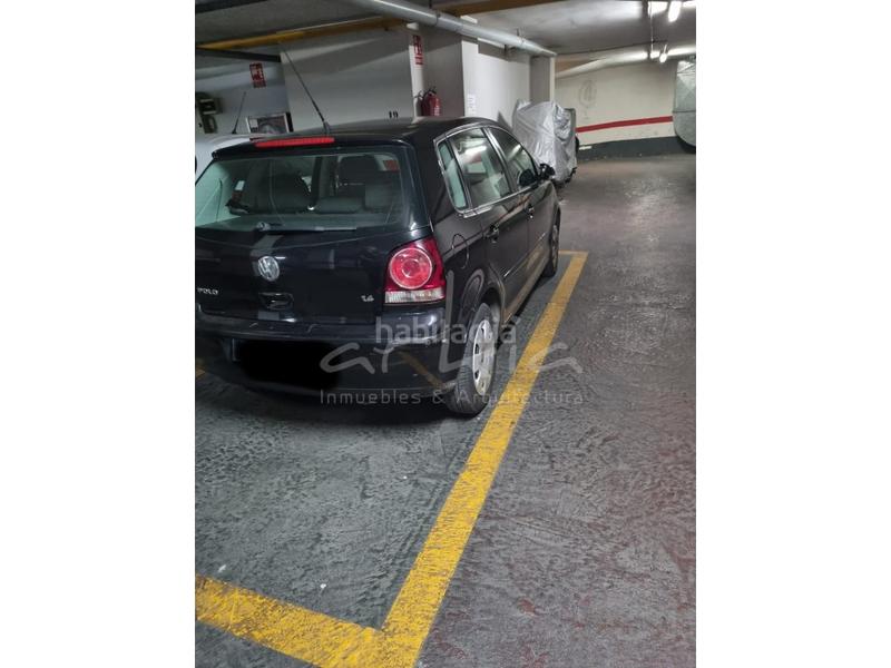 Foto da3dc862-83f4-4c6d-8a65-08b2b42ecda6. Car parking in La Seu Valencia