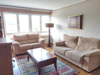 Rent Duplex in Perillo. Santa cristinaperillo vivienda con terraza, totalmente exterior,