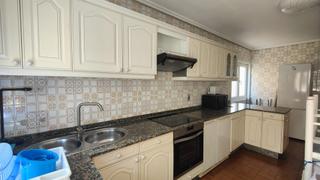 Location Appartement à Perillo. Santa cristinaperillo vivienda para curso escolar 3 dormitorios,
