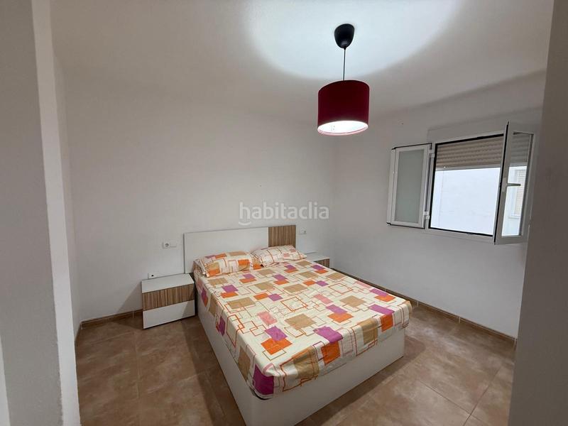 Foto 5daceb48-ef66-4f45-b899-434e1fa1c97a. Pis a El Puerto - La Romanilla Roquetas de Mar