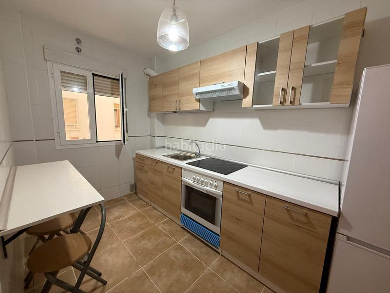 Foto 8cb41202-a31d-4b86-8b29-d8caed10baf3. Pis a El Puerto - La Romanilla Roquetas de Mar