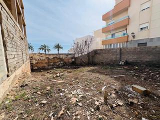 Terreny residencial a El Puerto - La Romanilla. Terreno en venta en el puerto de roquetas de mar