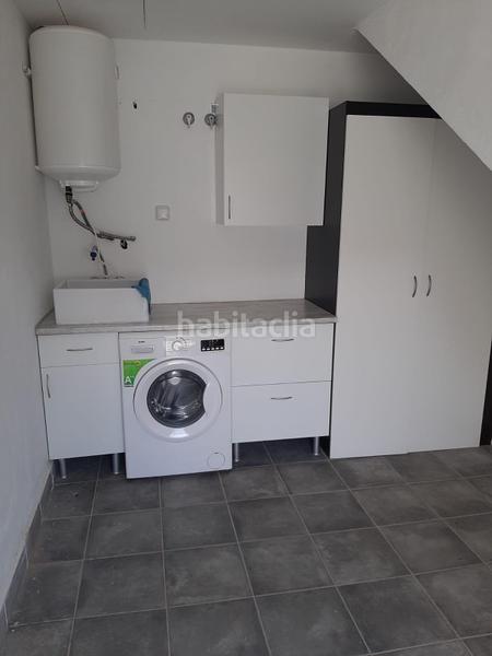 Foto ce74ffa2-bc2b-4db6-95eb-8fc84cba35b5. Maison avec parking dans La Envía Vícar