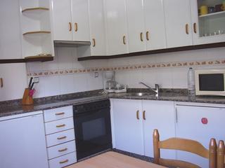 Location Appartement à San Pedro da Ramallosa. Playa américa. alquiler temporada escolar, calefacción y garaje.
