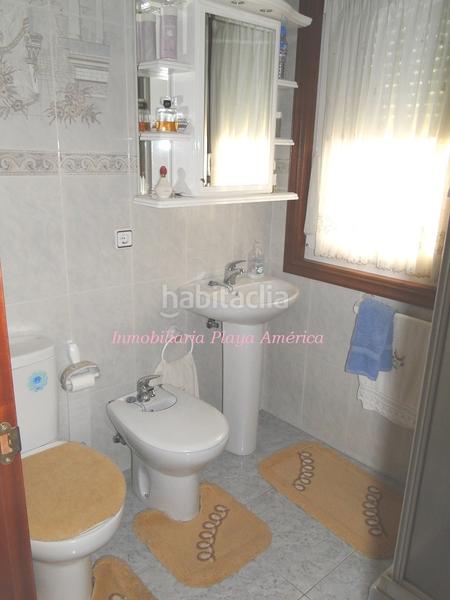 Foto efe73a09-4454-4257-aad6-84cd0c58cef4. Chalet avec parking dans Nigrán centro Nigrán