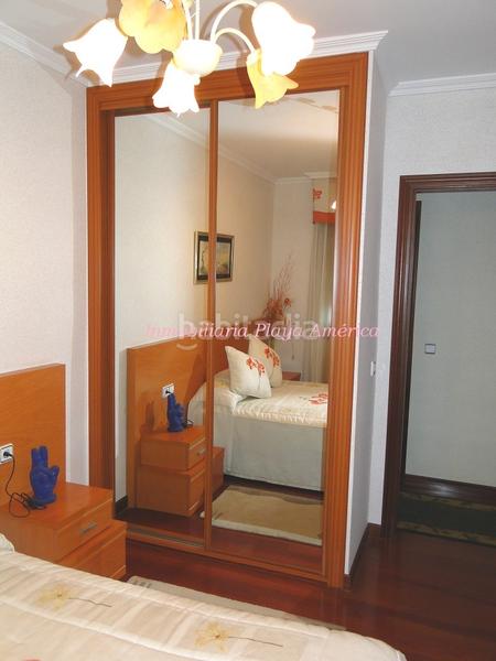 Foto f0797f1f-9294-42f3-98fc-59d8e57936d8. Chalet avec parking dans Nigrán centro Nigrán