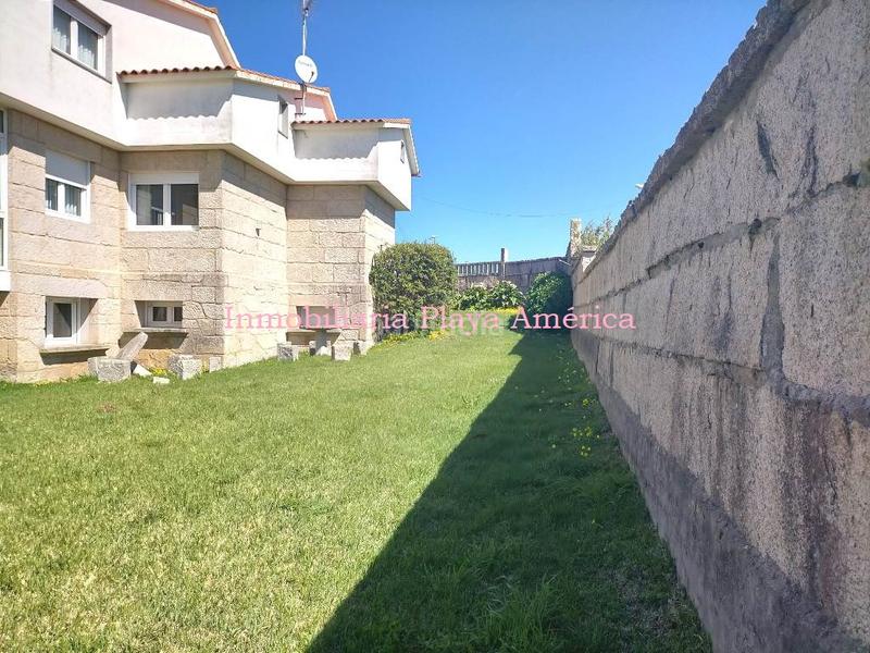 Foto 342a4252-5566-4f56-9f86-81f2bd1875f5. Xalet amb aparcament a Panxón Nigrán