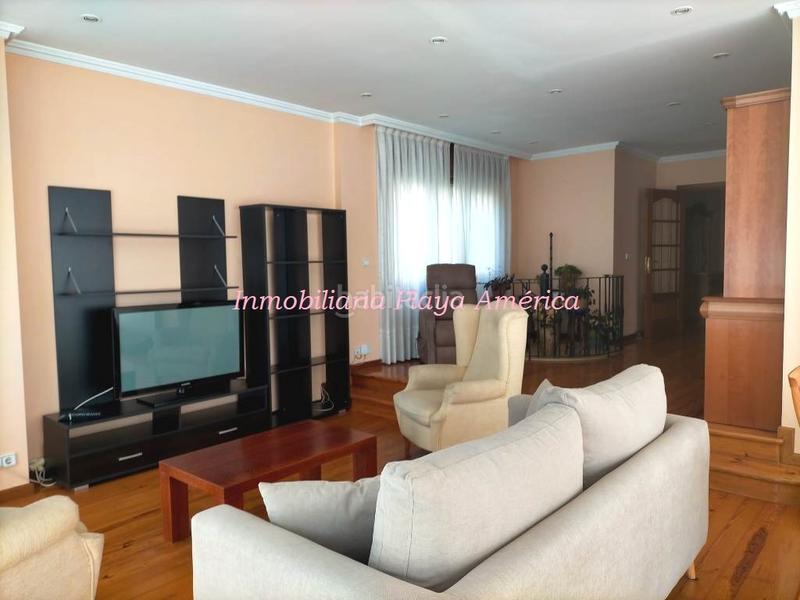 Foto 8cfa046c-e452-4c82-a929-6d08ec3bf1b9. Xalet amb aparcament a Panxón Nigrán