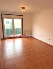 Location Appartement à Nigrán Centro. Alquiler anual, piso con terraza y garaje en nigrán centro.