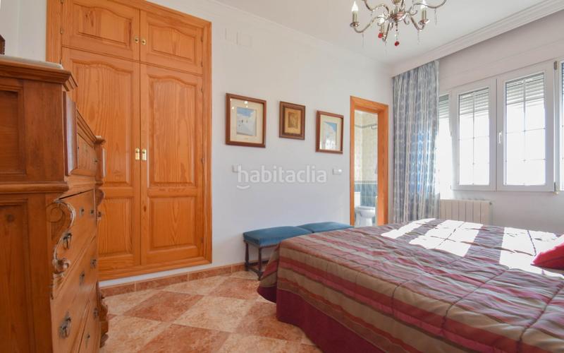 Foto 443f910b-6dd2-4ecd-bb22-0f9c8eb711b7. Casa espectacular casa con dos locales y terreno en casanueva. en Pinos Puente