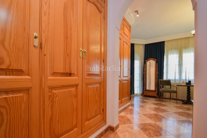 Foto d80931fe-77c6-4c47-937b-7073238b8920. Casa espectacular casa con dos locales y terreno en casanueva. en Pinos Puente