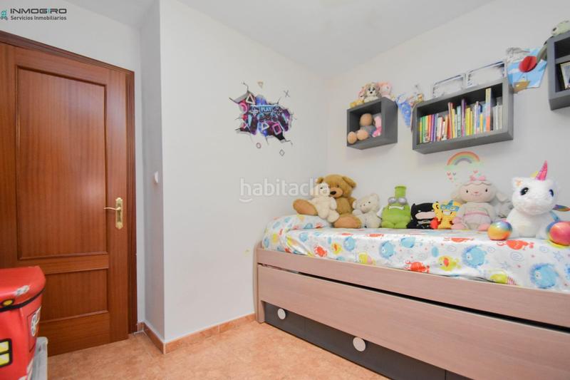 Foto dee261b5-83fe-4b66-8501-59fcea19c8b1. Pis amb aparcament a Atarfe