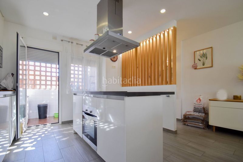 Foto 60e3a364-857d-4aee-aa01-b733d22d4f4f. Pis amb aparcament a Atarfe