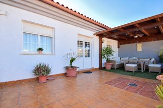 Penthouse in Cármenes - Ríos