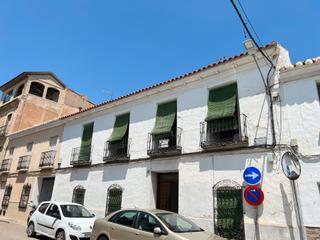 Casa a Calle iglesia 9. Venta de casa de pueblo grande centrica