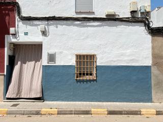 Masia a Calle santa teresa 4. Venta de casa  céntrica muy económica con dos viviendas