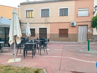 Masia  Calle zanja 11. Venta de casa mas local comercial en el centro del pueblo