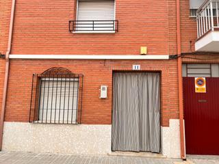Masía  Calle coronel fernández montes 11. Venta de casa de pueblo muy céntrica
