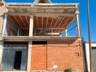 Casa  Calle barataria. Venta de casa en estructura de hormign para terminar