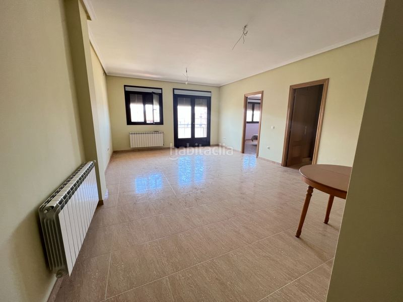 Foto dda7b9fe-7688-463a-9166-495ec73eea45. Etagenwohnung in avenida alcázar 14 in Herencia
