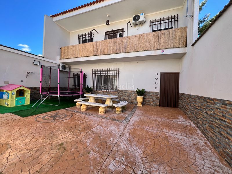 Foto 3c9842e4-f802-4ce1-8020-433b51bddafc. Chalet mit kamin heizung parking in Villafranca de los Caballeros