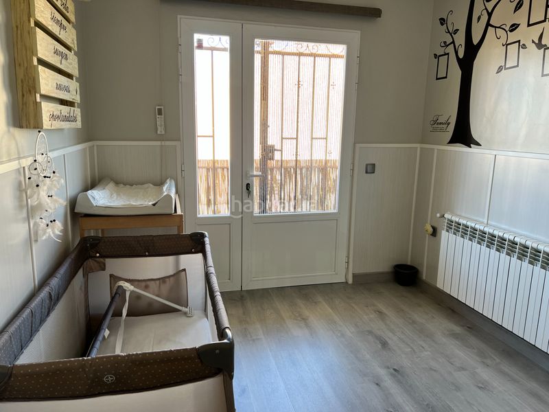 Foto 86c8efa2-3c41-4ea2-9358-4852d309a359. Chalet mit kamin heizung parking in Villafranca de los Caballeros