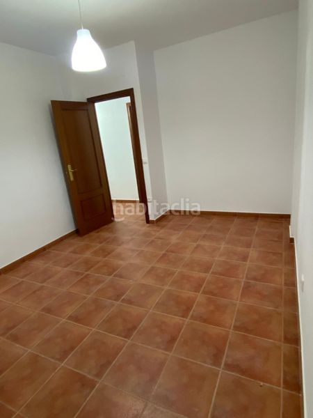 Foto 391f2efc-59af-4958-94ec-bcc3c50045d0. Àtic a avenida alcázar 76 a Herencia