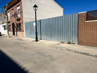 Terreno residenziale in Calle barataria 69. Venta de parcela a dos calles