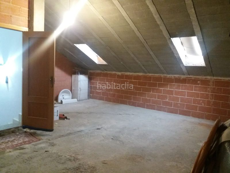 Foto 07ff3740-dd79-4e12-a85d-834f62f09e09. Casa adossada amb calefacció aparcament a Herencia