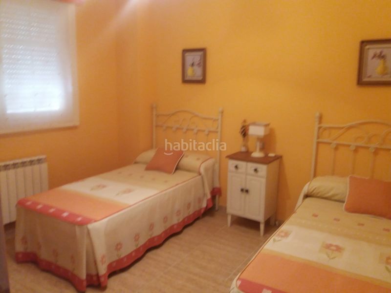 Foto b0f46c77-890f-418e-b7cb-4fc598086dfd. Casa adossada amb calefacció aparcament a Herencia