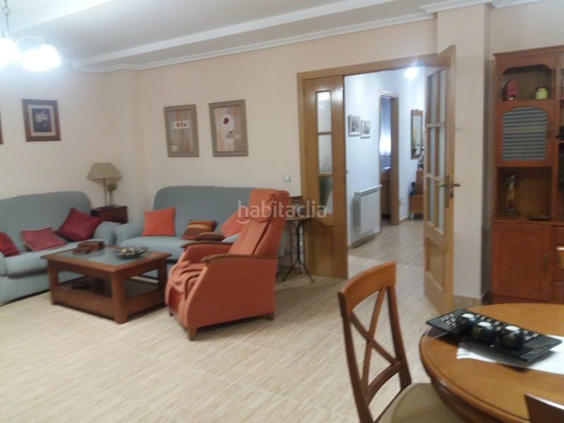 Foto cc567dea-201e-4fac-a84b-fb78d94691aa. Casa adossada amb calefacció aparcament a Herencia