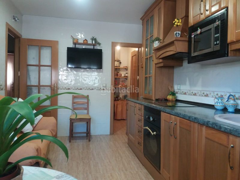 Foto e219d603-2e71-402d-bdbf-3f3a4512a3c9. Casa adossada amb calefacció aparcament a Herencia