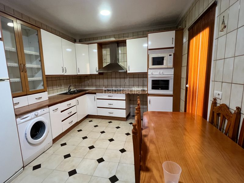 Foto 7798e96b-111a-4dae-9e8a-4464066a2c19. Casa amb aparcament a Herencia