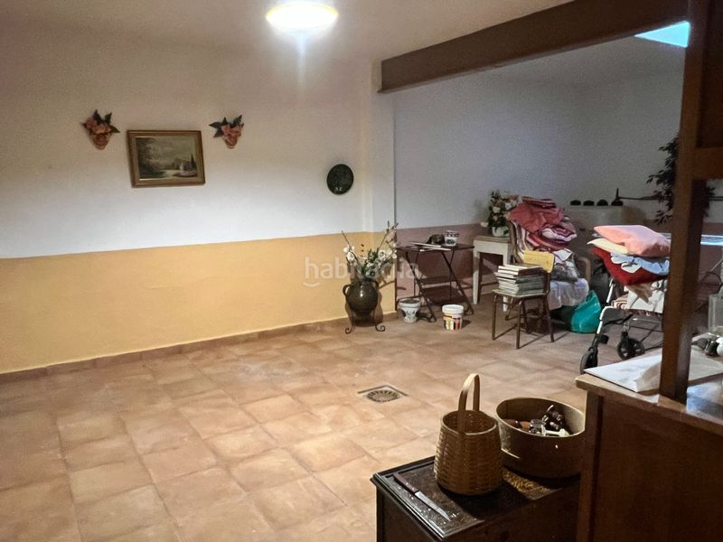 Foto e6dc0cbb-576b-4779-bc5a-ba22a9568867. Casa amb calefacció aparcament a Herencia
