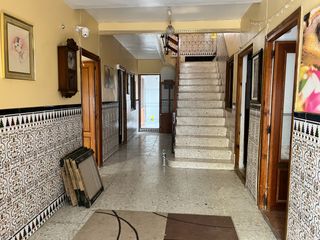 Maison à Herencia. Venta de casa de dos plantas economica