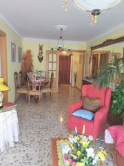 Apartament a Cómpeta. Precioso apartamento de 3 dormitorios en competa