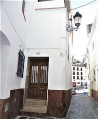 Casa a Cómpeta. Casa de pueblo en competa