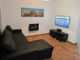 Piccolo appartamento in Cómpeta. Moderno apartamento de 3 habitaciones en competa