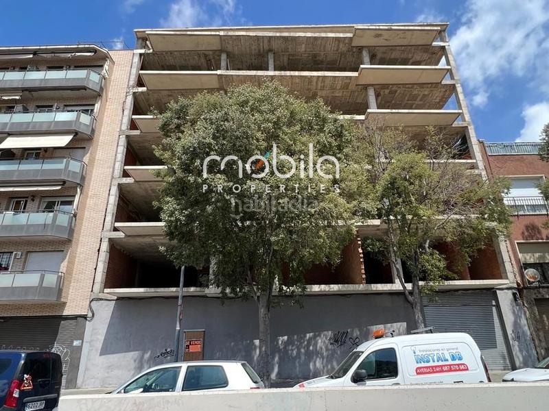 Foto ecb22d2e-eddb-4c9d-bdff-89383f64ab27. Edificio  en av santa eulalia en Can Palet Terrassa