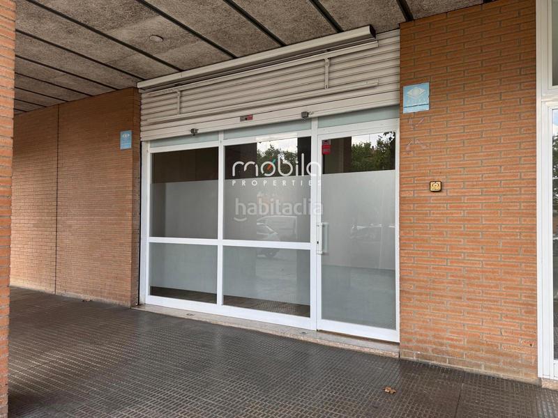 Foto 30009ef5-771b-4dfc-9b06-b5bbc7f0e016. Location local commercial dans Can Deu Sabadell