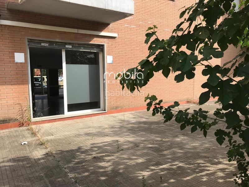 Foto 332d5e2c-fa51-49c2-a40d-2db2f0294d4d. Location local commercial dans Can Deu Sabadell