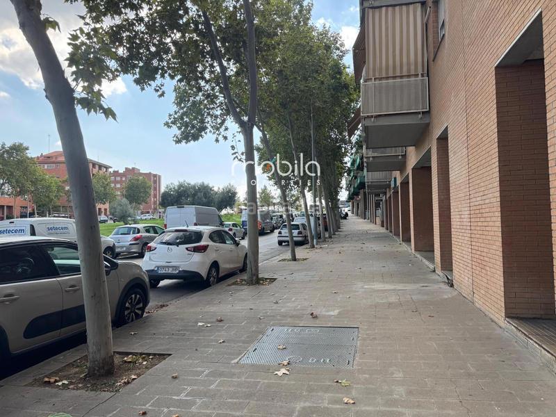 Foto bb340e29-8a1d-40bf-9de0-c04ef7d95c21. Location local commercial dans Can Deu Sabadell
