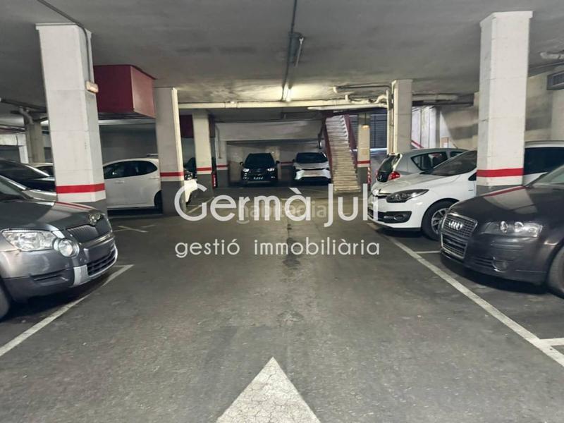 Foto 843399a0-a61c-40fa-9857-a32c8d954b90. Posto auto in Centre Badalona