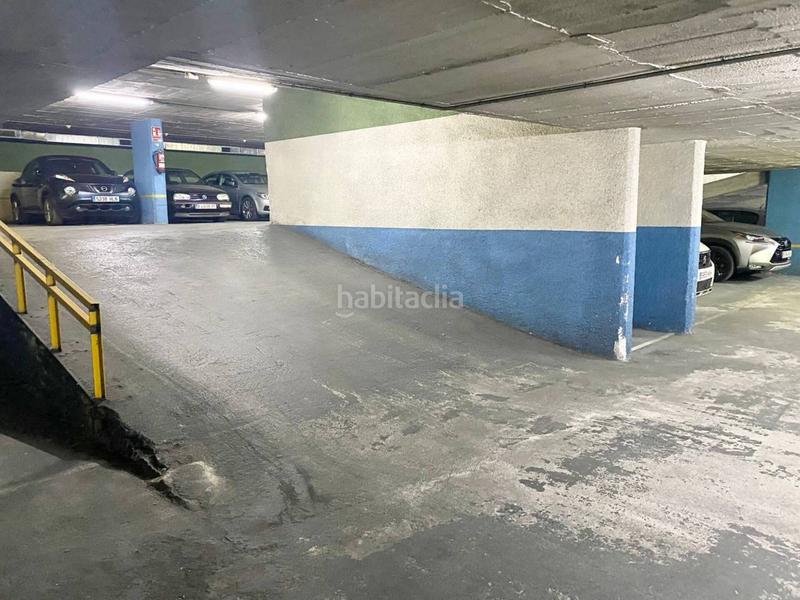 Foto 2cf1fd78-791a-4aef-a843-d7cb7bd82ae6. Posto auto in Centre Badalona